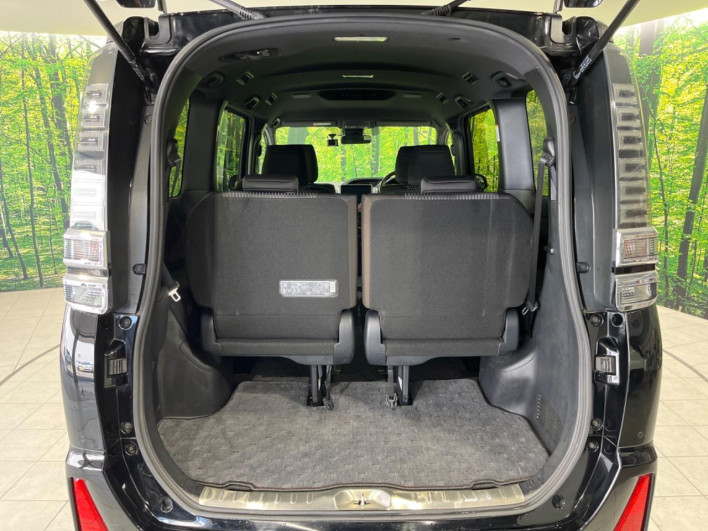 2020 Toyota Voxy DBA-ZRR80W (UW-69ef590617186)[25]