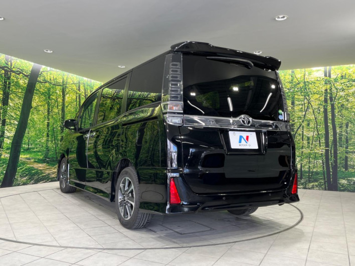 2020 Toyota Voxy DBA-ZRR80W (UW-69ef590617186)[13]