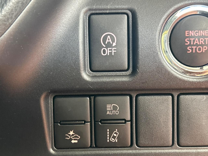 2020 Toyota Voxy 3BA-ZRR80W (UW-69ef590679be8)[6]