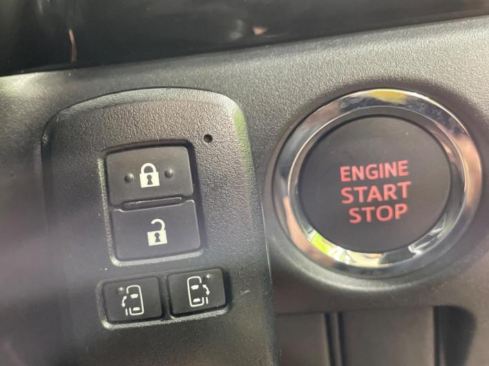 2021 Toyota Noah 3BA-ZRR80W (UW-69ef59080f9ba)[22]
