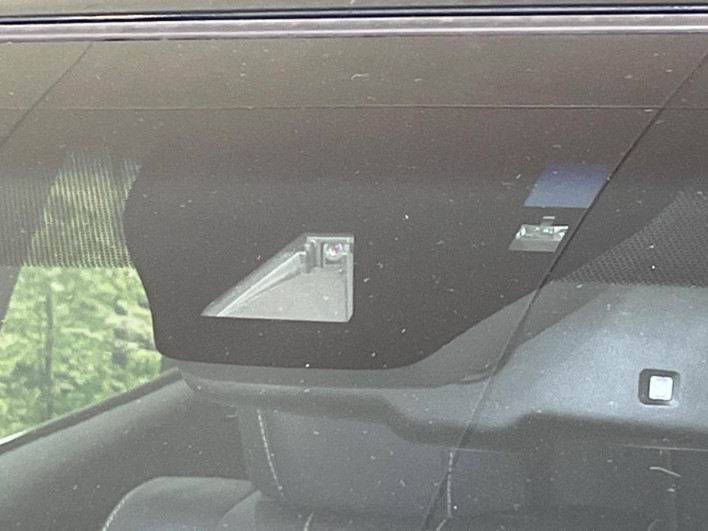 2015 Toyota Harrier DBA-ZSU60W (UW-69ef5908407fd)[12]