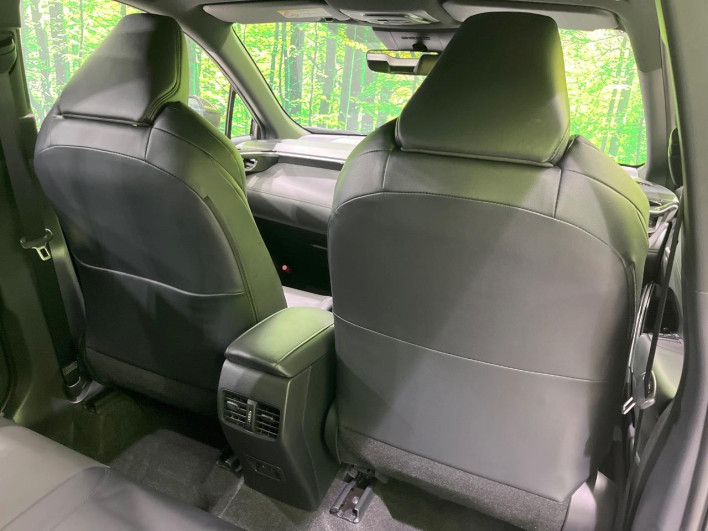 2025 Toyota Corolla Cross 6AA-ZVG13 (UW-69ef59095499e)[18]