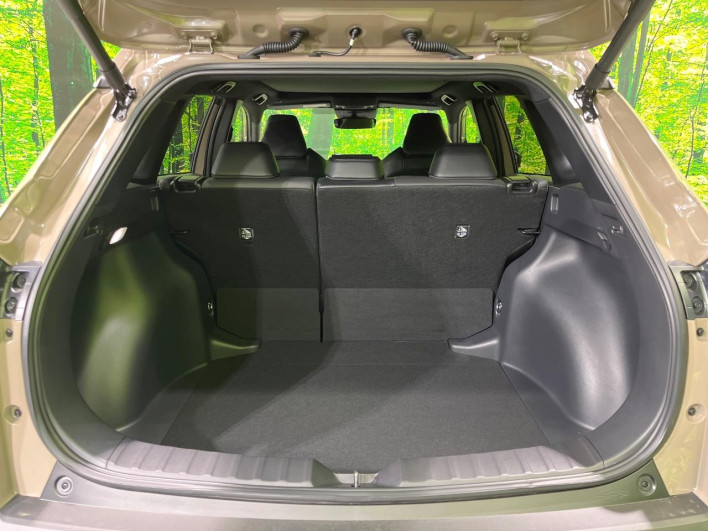 2025 Toyota Corolla Cross 6AA-ZVG13 (UW-69ef59095499e)[27]