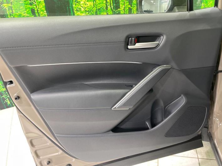 2025 Toyota Corolla Cross 6AA-ZVG13 (UW-69ef59095499e)[25]