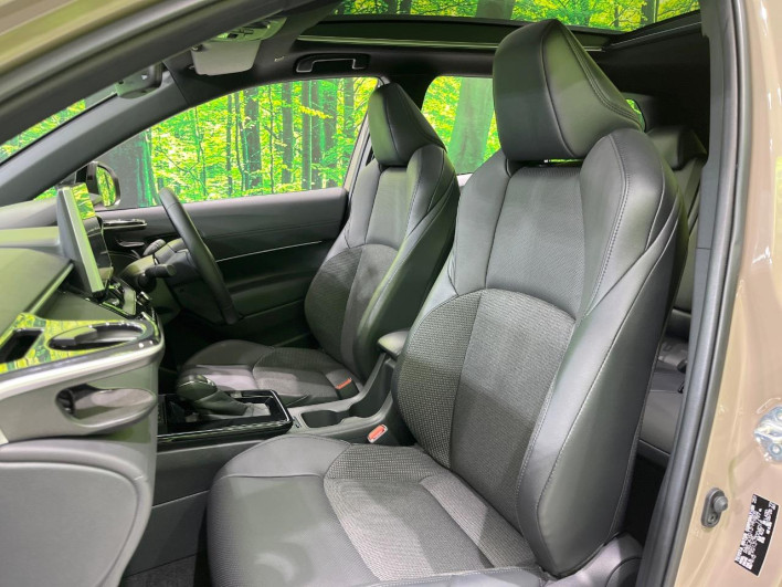 2025 Toyota Corolla Cross 6AA-ZVG13 (UW-69ef59095499e)[11]