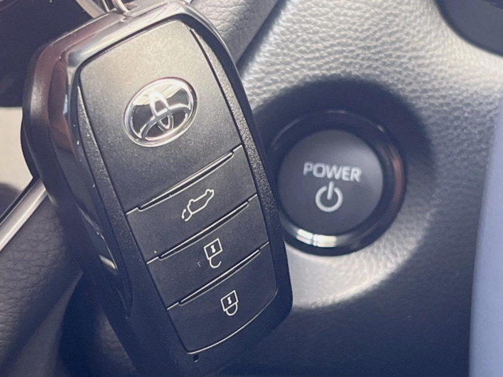 2026 Toyota Corolla Cross 6AA-ZVG13 (UW-69ef5909dcb17)[16]