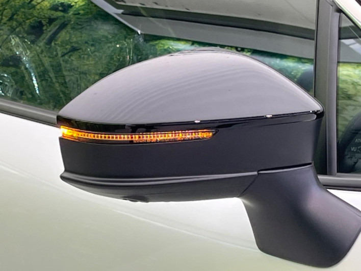 2026 Toyota Corolla Cross 6AA-ZVG13 (UW-69ef590b9222d)[18]