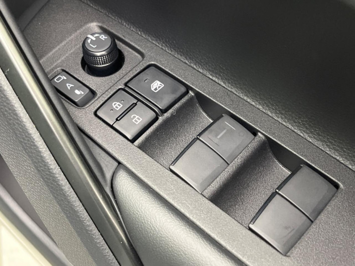 2026 Toyota Corolla Cross 6AA-ZVG13 (UW-69ef590b9222d)[6]