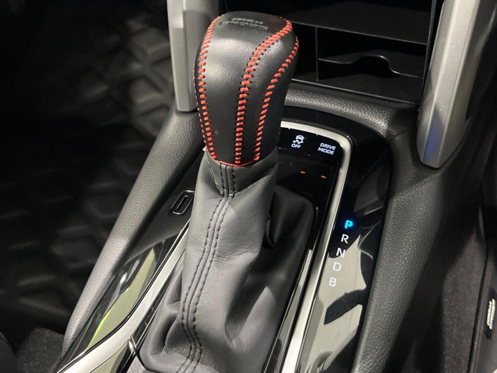 2021 Toyota Corolla Cross 6AA-ZVG15 (UW-69ef590bc864a)[12]