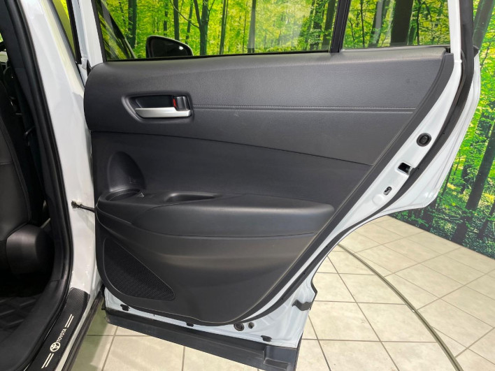 2021 Toyota Corolla Cross 6AA-ZVG15 (UW-69ef590bc864a)[28]