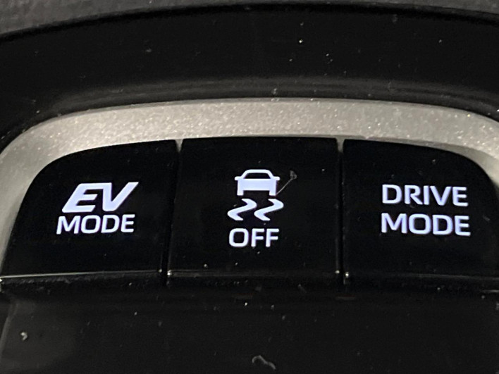 2021 Toyota Corolla Cross 6AA-ZVG15 (UW-69ef590bc864a)[11]