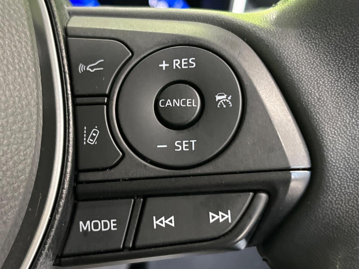 2021 Toyota Corolla Cross 6AA-ZVG15 (UW-69ef590bc864a)[21]