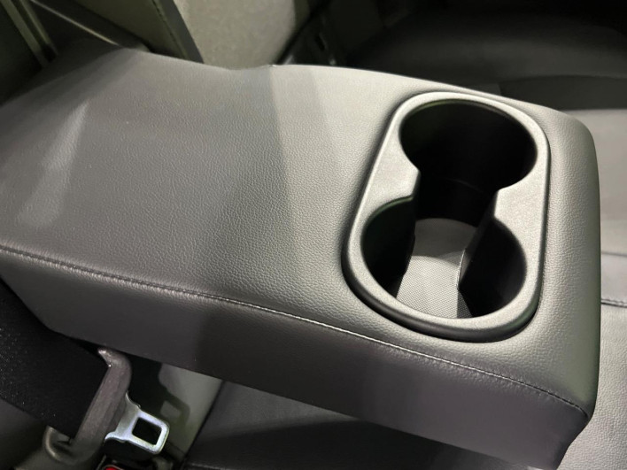 2021 Toyota Corolla Cross 6AA-ZVG15 (UW-69ef590bc864a)[29]