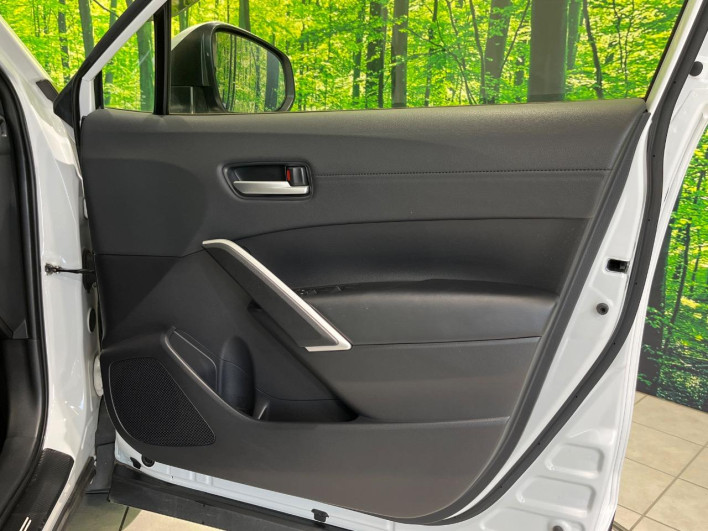 2021 Toyota Corolla Cross 6AA-ZVG15 (UW-69ef590bc864a)[27]