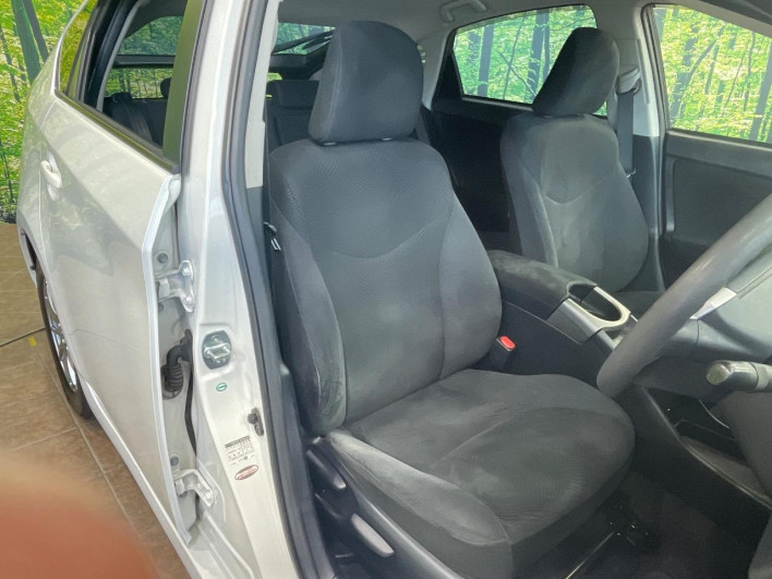 2015 Toyota Prius DAA-ZVW30 (UW-69ef590c2007c)[20]