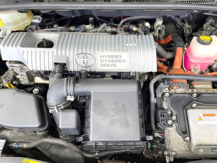 2010 Toyota Prius DAA-ZVW30 (UW-69ef590d41cc0)[4]