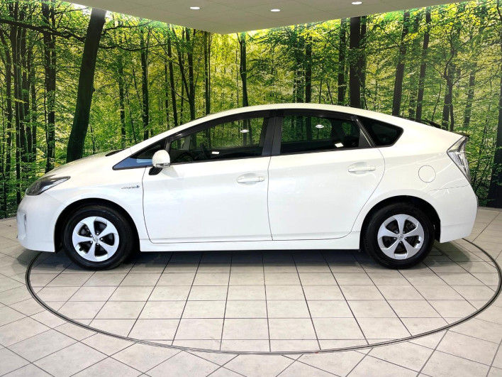 2012 Toyota Prius DAA-ZVW30 (UW-69ef590dc2aa2)[8]
