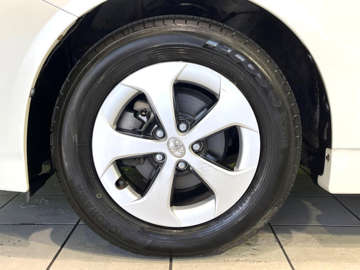 2012 Toyota Prius DAA-ZVW30 (UW-69ef590dc2aa2)[9]