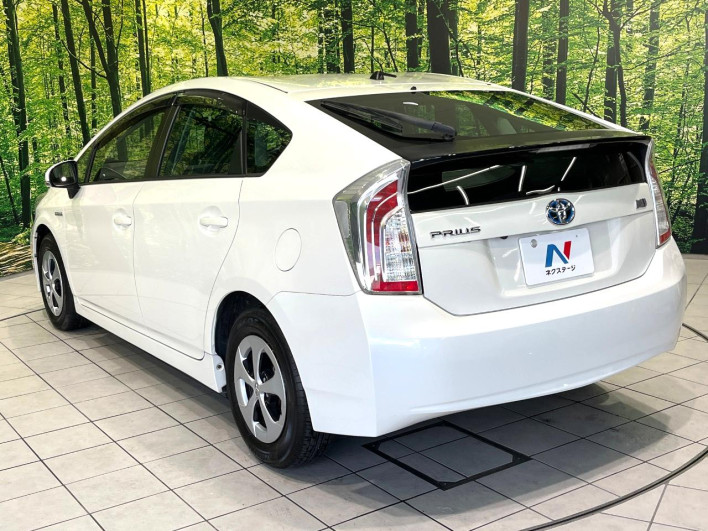 2012 Toyota Prius DAA-ZVW30 (UW-69ef590dc2aa2)[18]