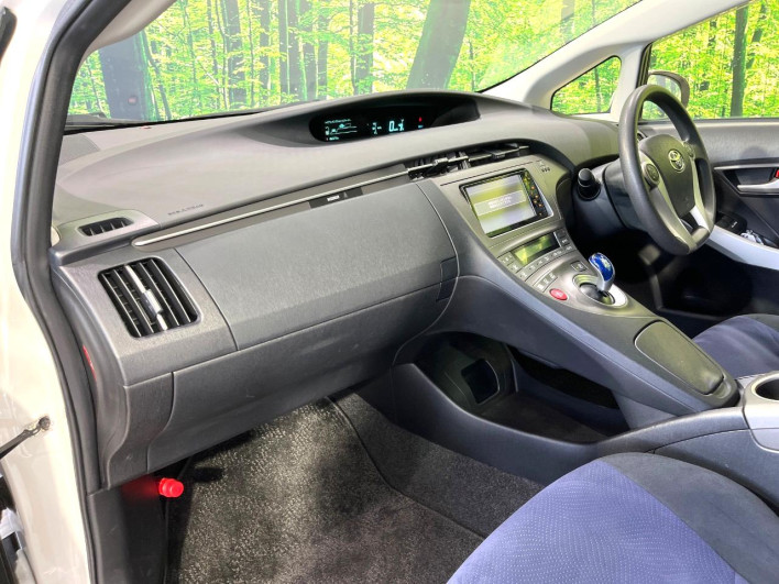 2012 Toyota Prius DAA-ZVW30 (UW-69ef590dc2aa2)[16]