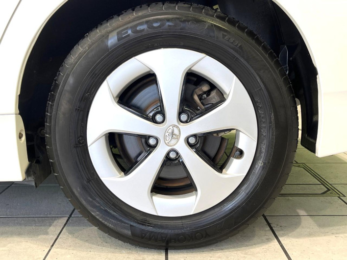 2012 Toyota Prius DAA-ZVW30 (UW-69ef590dc2aa2)[12]