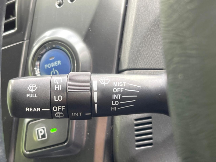 2013 Toyota Prius α DAA-ZVW41W (UW-69ef590e408b1)[19]