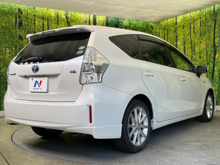 2014 Toyota Prius α DAA-ZVW41W (UW-69ef590f64419)[10]