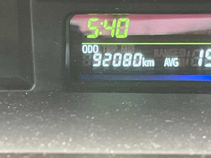 2014 Toyota Prius α DAA-ZVW41W (UW-69ef590f64419)[2]