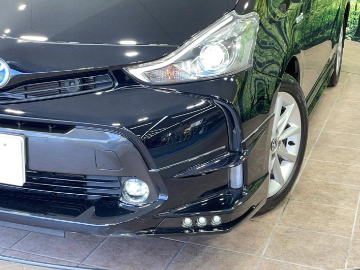 2015 Toyota Prius α DAA-ZVW41W (UW-69ef590fd0b17)[26]