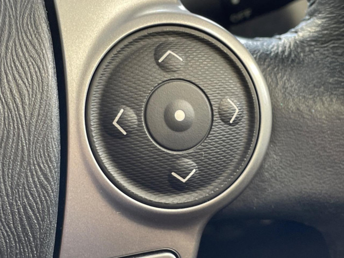 2015 Toyota Prius α DAA-ZVW41W (UW-69ef590fd0b17)[16]