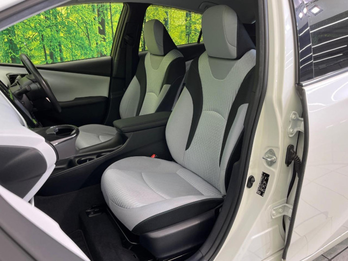 2016 Toyota Prius DAA-ZVW50 (UW-69ef59100d8f6)[25]