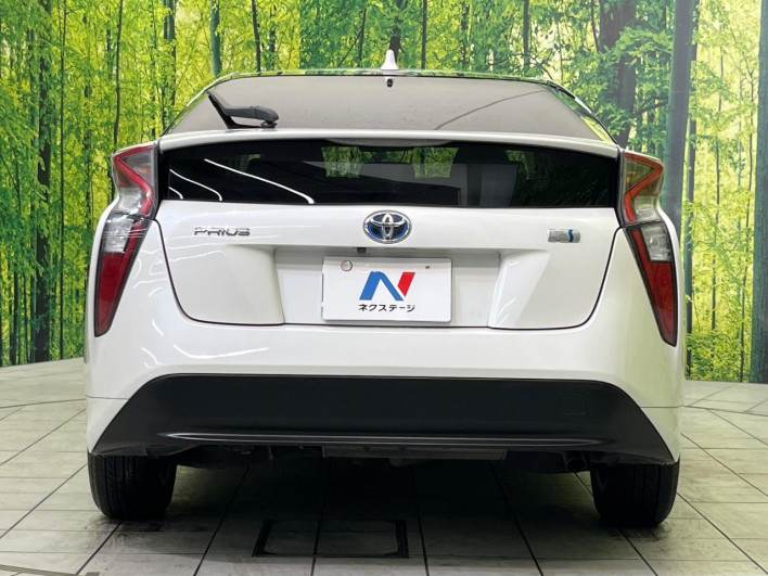 2016 Toyota Prius DAA-ZVW50 (UW-69ef59100d8f6)[9]