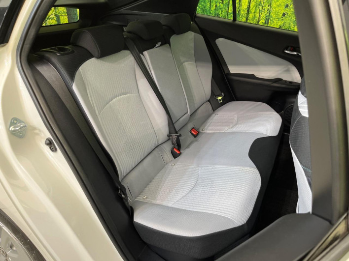 2016 Toyota Prius DAA-ZVW50 (UW-69ef59100d8f6)[27]