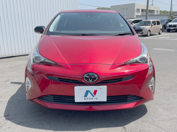 2016 Toyota Prius DAA-ZVW50 (UW-69ef59102219d)[6]