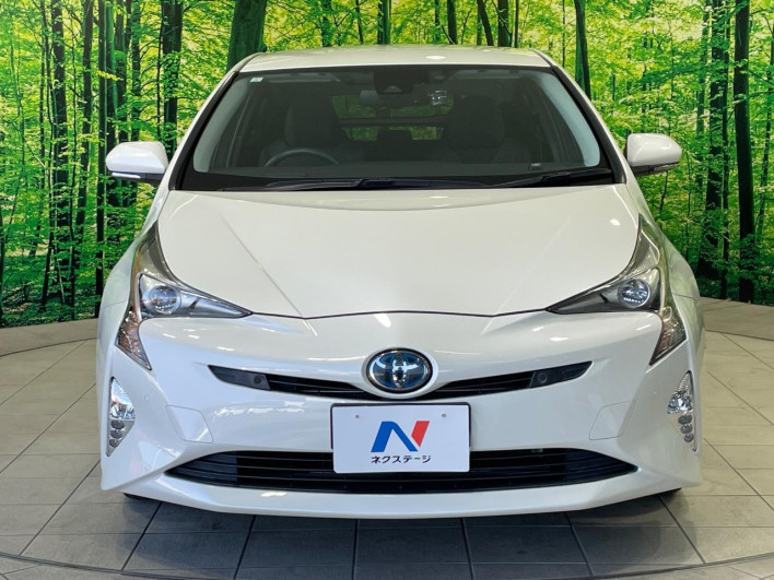 2017 Toyota Prius DAA-ZVW50 (UW-69ef591165897)[27]