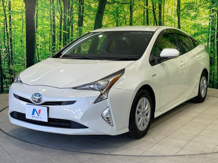 2017 Toyota Prius DAA-ZVW50 (UW-69ef591165897)[7]