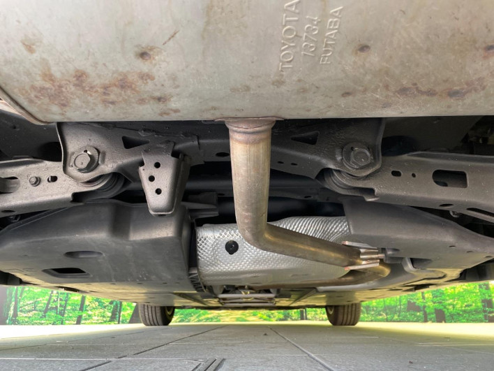 2017 Toyota Prius DAA-ZVW50 (UW-69ef591165897)[10]