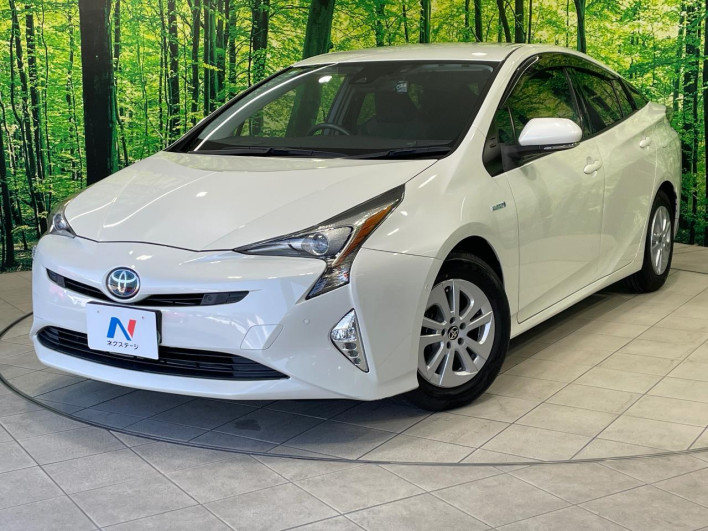 2017 Toyota Prius DAA-ZVW50 (UW-69ef591165897)[0]