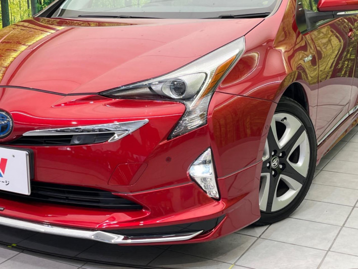 2016 Toyota Prius DAA-ZVW51 (UW-69ef5911c5b6d)[16]