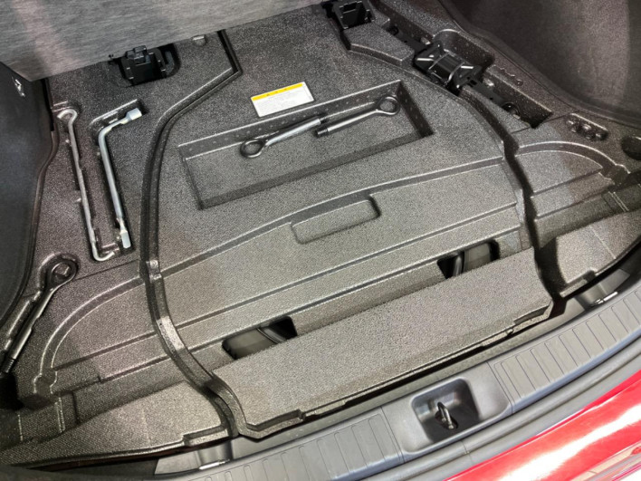 2016 Toyota Prius DAA-ZVW51 (UW-69ef5911c5b6d)[6]