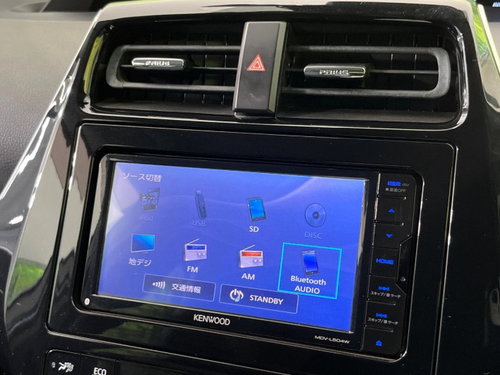 2017 Toyota Prius DAA-ZVW51 (UW-69ef5911c9d98)[26]