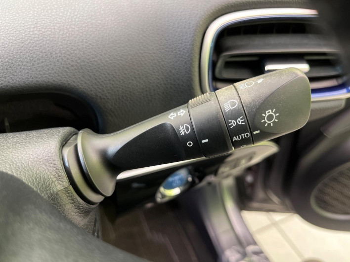 2017 Toyota Prius DAA-ZVW51 (UW-69ef5911c9d98)[12]