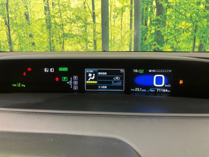 2017 Toyota Prius DAA-ZVW51 (UW-69ef5911c9d98)[29]
