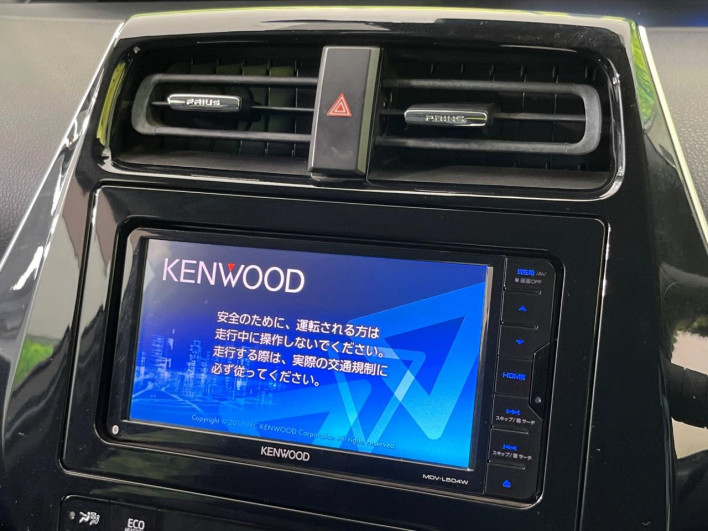 2017 Toyota Prius DAA-ZVW51 (UW-69ef5911c9d98)[23]