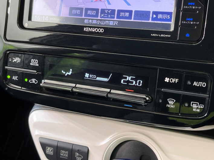 2017 Toyota Prius DAA-ZVW51 (UW-69ef5911c9d98)[28]