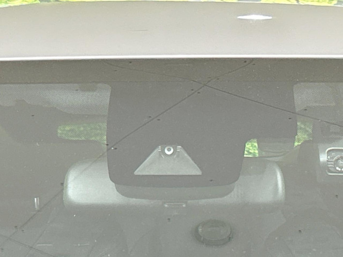 2019 Toyota Prius PHV DLA-ZVW52 (UW-69ef5911d12ce)[13]