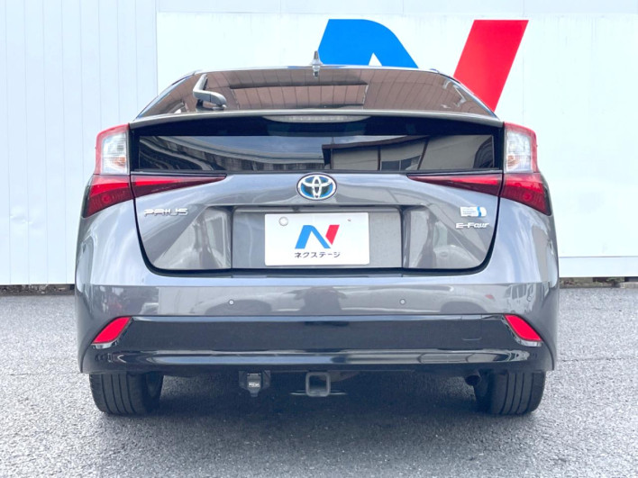 2019 Toyota Prius DAA-ZVW55 (UW-69ef591352348)[26]