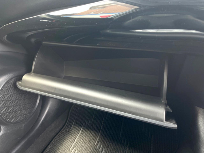 2019 Toyota Prius DAA-ZVW55 (UW-69ef591352348)[18]