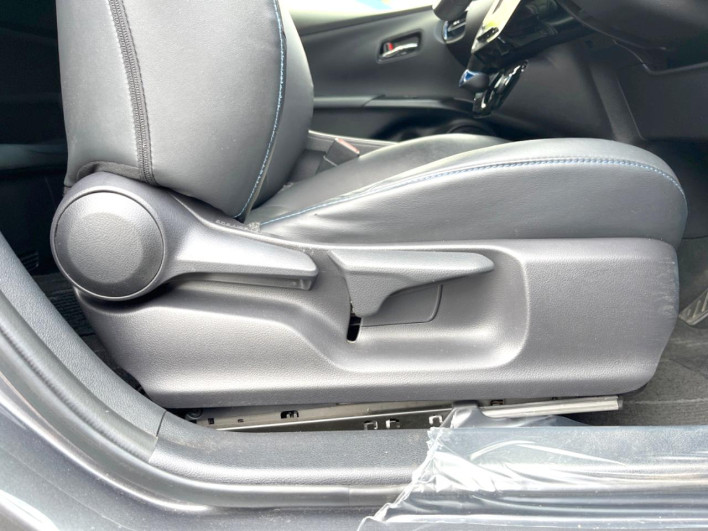 2019 Toyota Prius DAA-ZVW55 (UW-69ef591352348)[21]