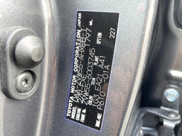 2019 Toyota Prius DAA-ZVW55 (UW-69ef591352348)[1]